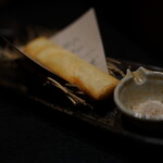食物屋 Wan 米澤中央店 - 起司春捲（散發著濃烈的蒜香）