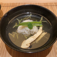 室町 唯 - 