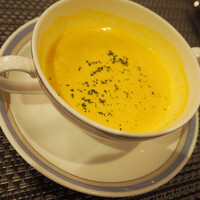 バーデンバーデン - スープとパンってなんでこんなに合うんだろう