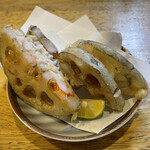 旬ものと日本酒 とみ笑 - れんこんのはさみ揚げ