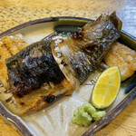 旬ものと日本酒 とみ笑 - 素焼きと醤油焼き