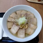 山喜 - Sio(塩)チャーシューメン