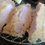 とんかつ 串揚げ 優膳 - 吟上ロースかつ断面（2012/08）