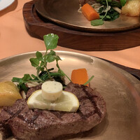 ステーキハウス キッチンリボン - 