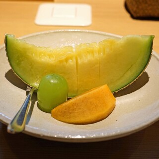 Fukuji - メロン と マスカット と 柿