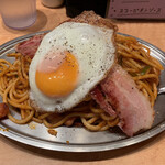 スパゲッティーのパンチョ - ナポリタンの王道セット