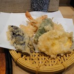 Tempura Temmatsu - なす、ピーマン、サツマイモ、海老天２本