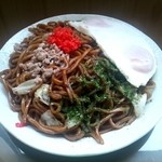 やきそば　ならや - やきそば（太麺）特特盛＋めだま焼き☆700円（2012/7）