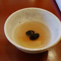 ろあん松田 篠山店 - 最初に出される、黒豆茶