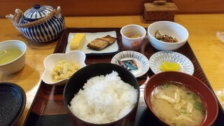 Sai Sai - 朝食