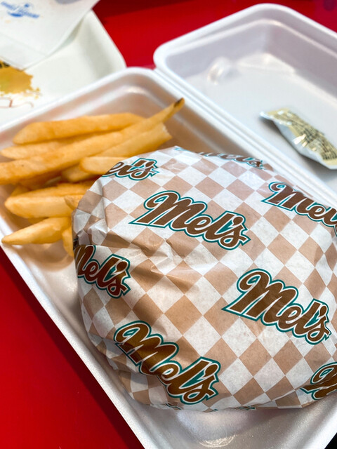 メルズ ドライブイン Mel S Drive In 桜島 カフェ 食べログ メルズ ドライブイン Mel S Drive In 桜島 カフェ 食べログ
