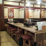 Kakigoya Toyomarusuisan - かき小屋 豊丸水産 広島新幹線口店 店内①(2020.12.17)