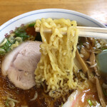 依田食堂 - 麺リフト