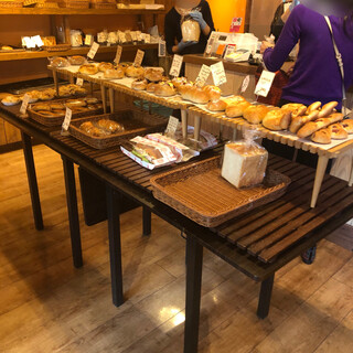 水道橋駅でおすすめの美味しいパンをご紹介 食べログ