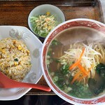 ラーメン天馬 - 半ちゃん 750円