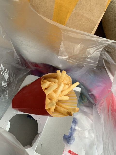 マクドナルド 新田東ヨークタウン店 - 小鶴新田（ハンバーガー）の写真