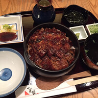 ひつまぶし名古屋備長 ラシック店 - 