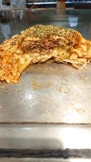 Okonomiyaki Renren - ハンバーグの厚み