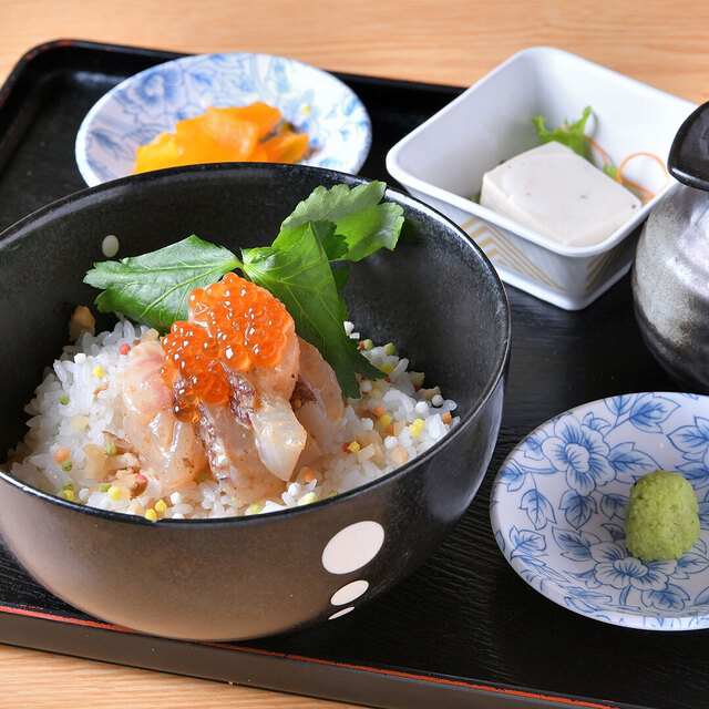 ランチメニュー 北国酒場 んだんだ 新宿三丁目 郷土料理 その他 食べログ ランチメニュー 北国酒場 んだんだ 新宿三丁目 郷土料理 その他 食べログ