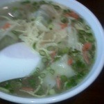 上海点心 豫園 - ワンタンスープ、スープ多めバージョン