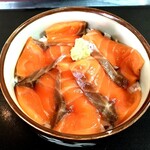 Goshippu - サーモン丼　１１００円