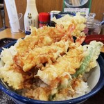 Tendon Tenya - 海老穴子天丼￥980 ホリゾンタルアングル