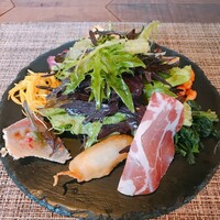 KOST - 前菜の盛合せ