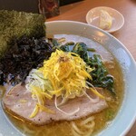 横浜家系ラーメン 友喜家 - 