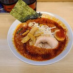 屋台とんこつらーめん めん吉 - 豚辛子麺