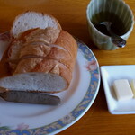洋亭　マツタニ - フランスパン