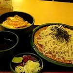 ゆで太郎 - カツ丼セット650円