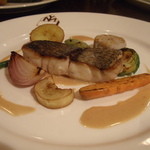 Bar à Vin ムッシュ ヨースケ - 白身魚（名前を失念）のポアレ