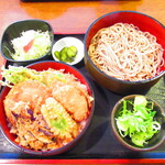 Sobadokoro Takamatsu - 日替わりセット・天丼＋そば＋ミニサラダ　８８０円（税込）【２０２０年１２月】