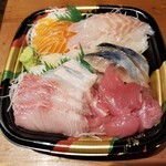 シハチ鮮魚店 - お刺身盛り合わせ 980円