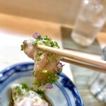 松寿司 - カワハギ肝和え リフト