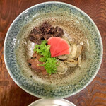 大衆中遊華食堂 八戒 - マグロ、鯨、帆立の山椒オイル漬け