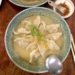 大衆中遊華食堂 八戒 - 発酵白菜水餃子