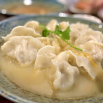 大衆中遊華食堂 八戒 - 発酵白菜水餃子