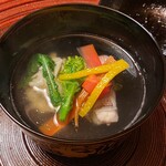 Gion Maruyama - 若狭グジのお碗、白舞茸、ばちこ