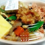 ほっともっと - 彩・鮭わかめ弁当は460円