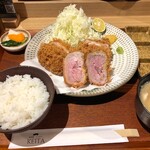 とんかつ けい太 西荻窪駅前店 - 上フィレ膳（200ｇ）