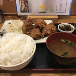 一優亭 - 鶏からあげ定食￥800