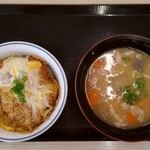 Katsuya - カツ丼(梅)、とん汁(大)