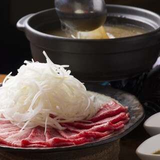 Specialty! Beef tail soup shabu shabu!