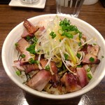 櫻井中華そば店 - 炙りチャーシュー丼