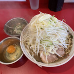 ラーメン英二 - 【2020.12.14】ラーメン(豚2枚)800円+生玉子50円