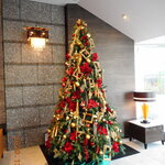 Resutoran Ra Beranda - 大きなクリスマスツリー