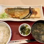 Tsukijichokudougenchan - 鯖の味噌煮定食978円
