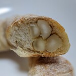 チクテベーカリー - Cバゲット（黒糖ナッツ）（断面）