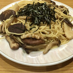 いたりあ小僧 - しいたけいか（しょうゆ）　しめじトッピング
                                2倍盛り